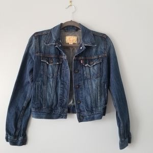 Levi's jean jacket